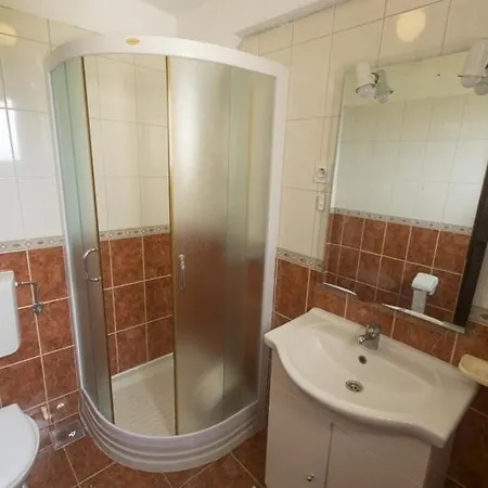 In With Sea View, Balcony, Air Conditioning, Wifi