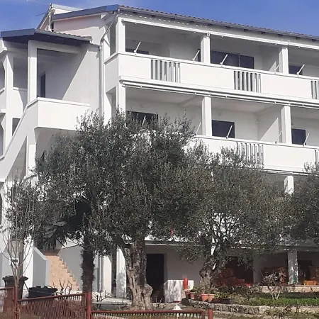 In With Sea View, Balcony, Air Conditioning, Wifi Pakoštane